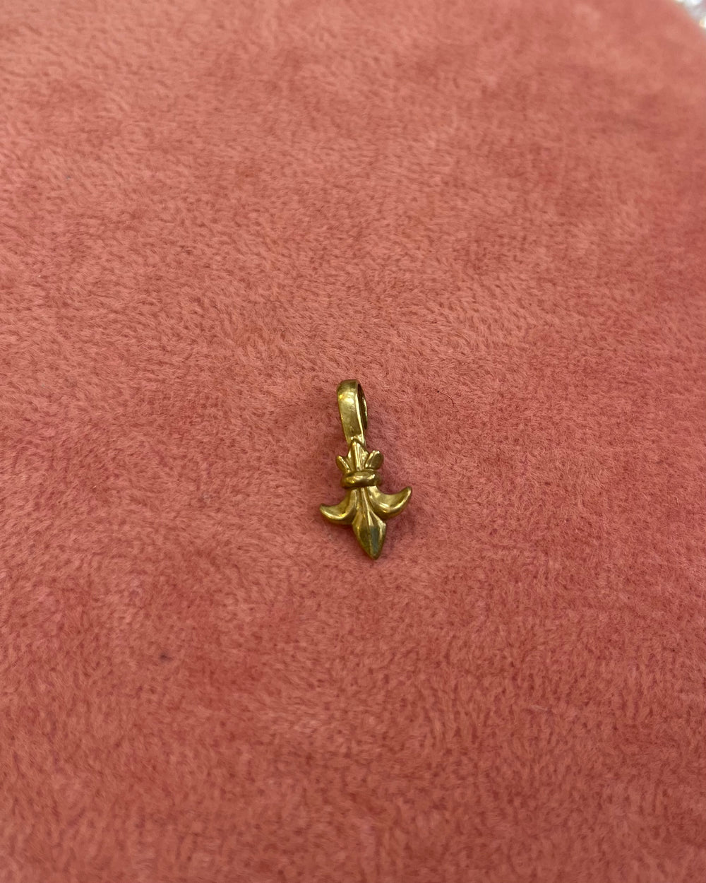 Gold Fleur-de-lis Charm
