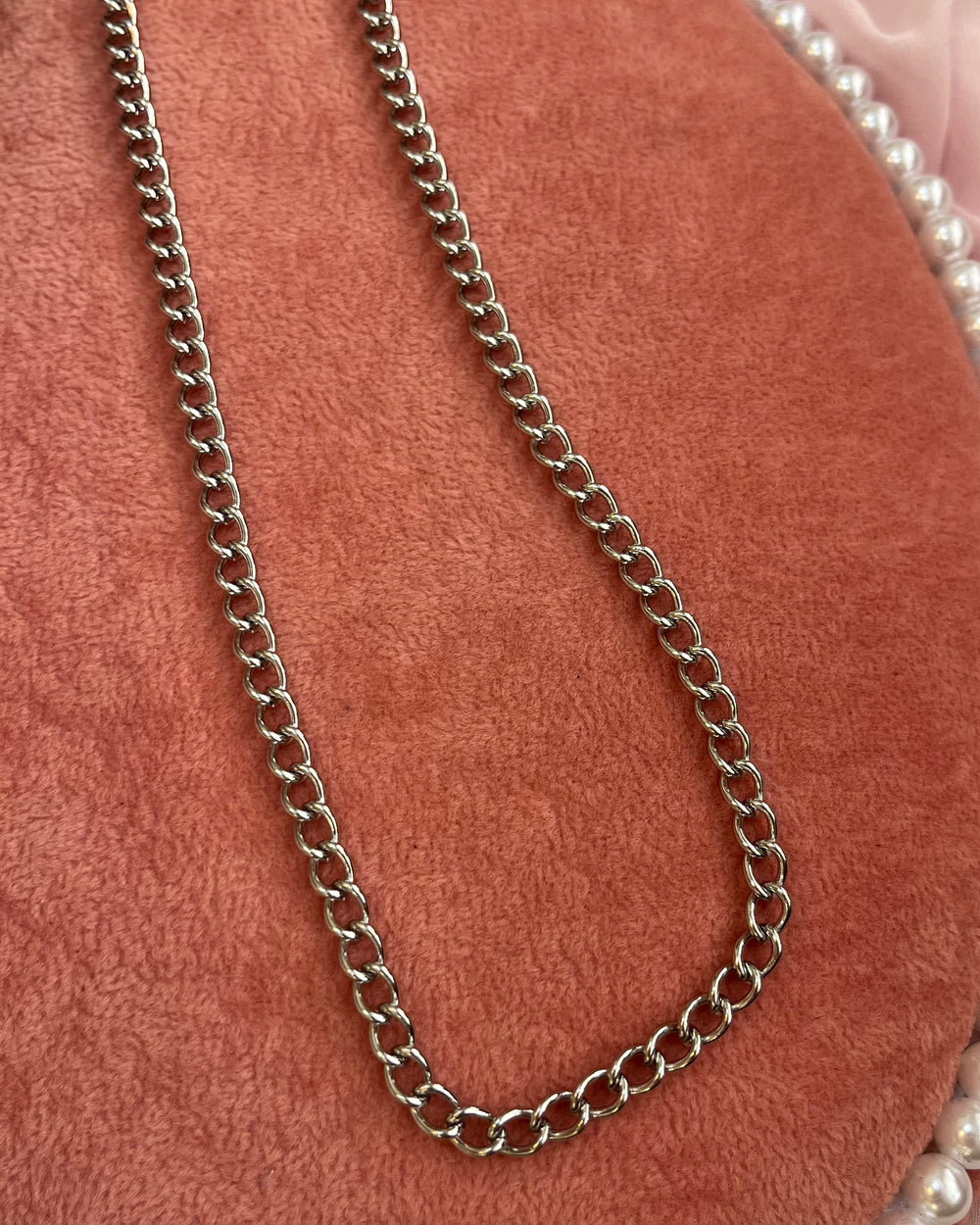 Medium Silver Curb Chain