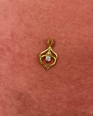 Gold With Crystal Center Charm Gold With Crystal Center Charm