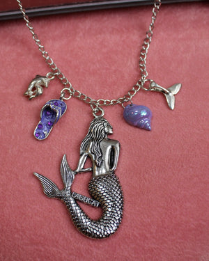 Mermaid Core Silver Vintage Charm Necklace Mermaid Core Silver Vintage Charm Necklace