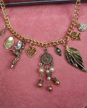 Pixie Dust Gold Charm Vintage Necklace Pixie Dust Gold Charm Vintage Necklace