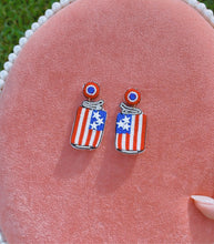 Load image into Gallery viewer, USA FLAG CAN BEADED EARRINGS - The Lovely Sun

