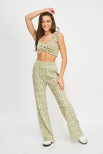Load image into Gallery viewer, RAYA HIGH WAISTED PLEATED PANTS
