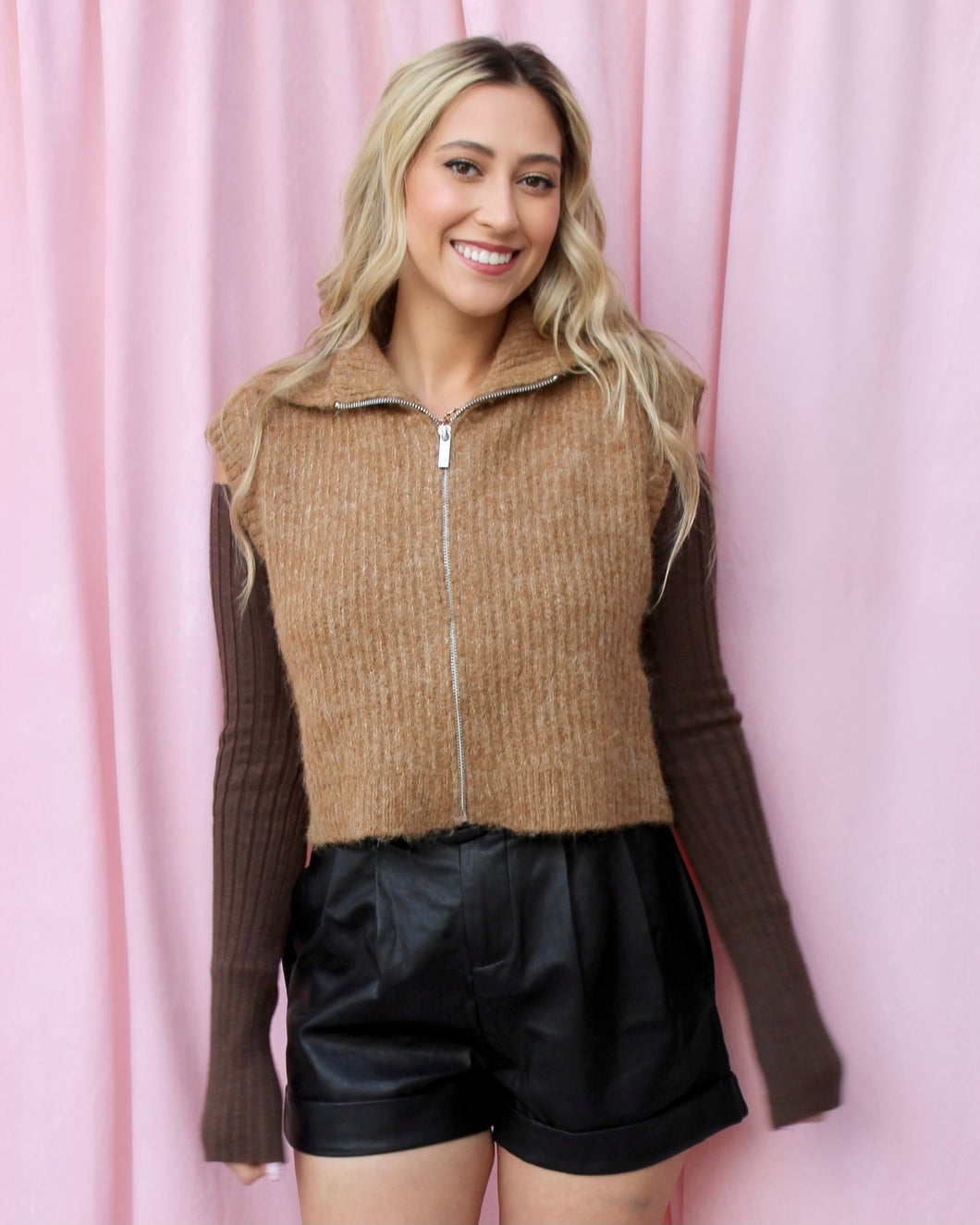 CHESNUT CROPPED CHUNKY KNIT ZIP-UP SWEATER VEST