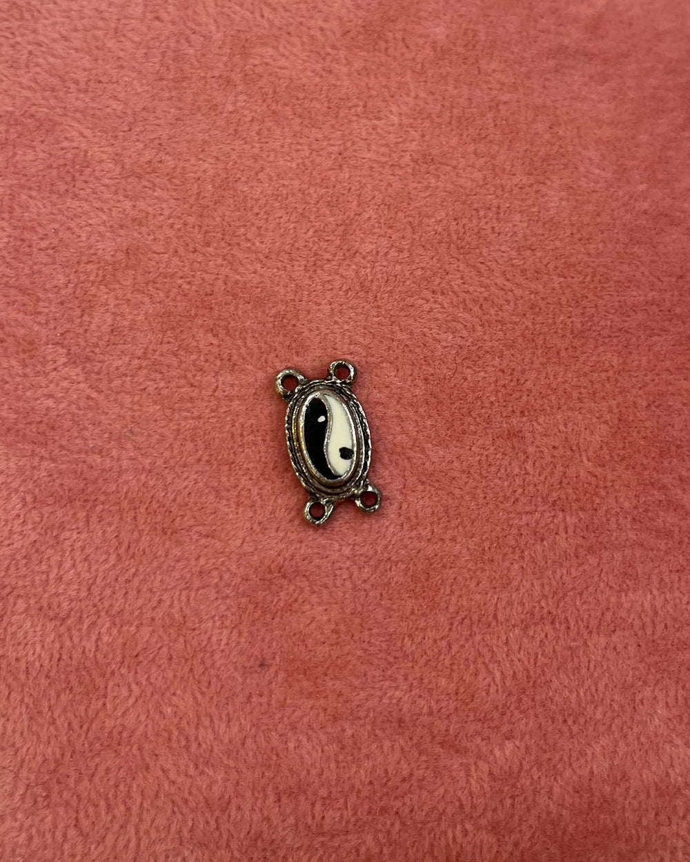 Ying Yang Charm