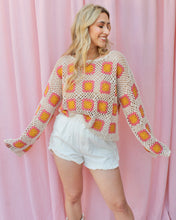 Load image into Gallery viewer, BEACHSIDE FLORAL CROCHET LONG SLEEVE
