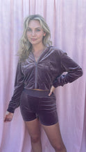Load image into Gallery viewer, REESE HOODIE &amp; BIKER SHORT LOUNGE-SET - The Lovely Sun
