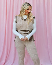 Load image into Gallery viewer, SUTTON SWEATER VEST
