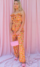 Load image into Gallery viewer, FLORAL WONDERS PANT - The Lovely Sun
