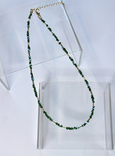 Load image into Gallery viewer, WHITE CRYSTAL NECKLACE - The Lovely Sun
