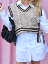 Load image into Gallery viewer, SUTTON SWEATER VEST - The Lovely Sun
